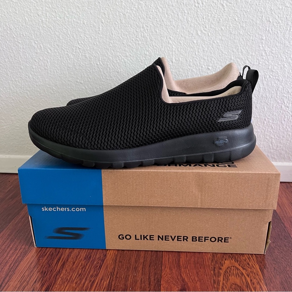 Skechers Men's Go Walk Max Black Slip-On Shoes 11 X-Wide